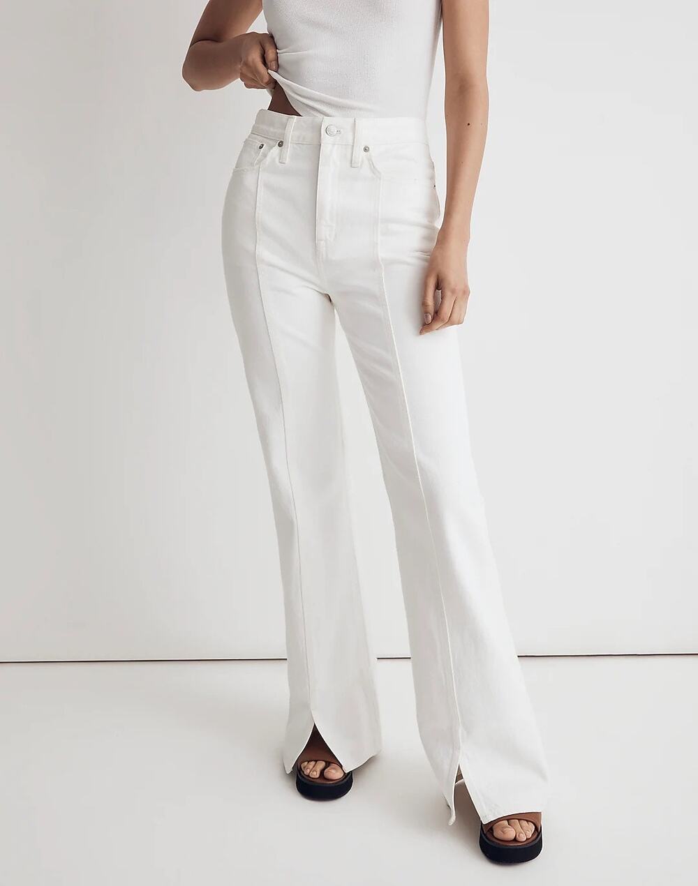 Madewell white high rise Baggy Flare Jeans size 26/US Small